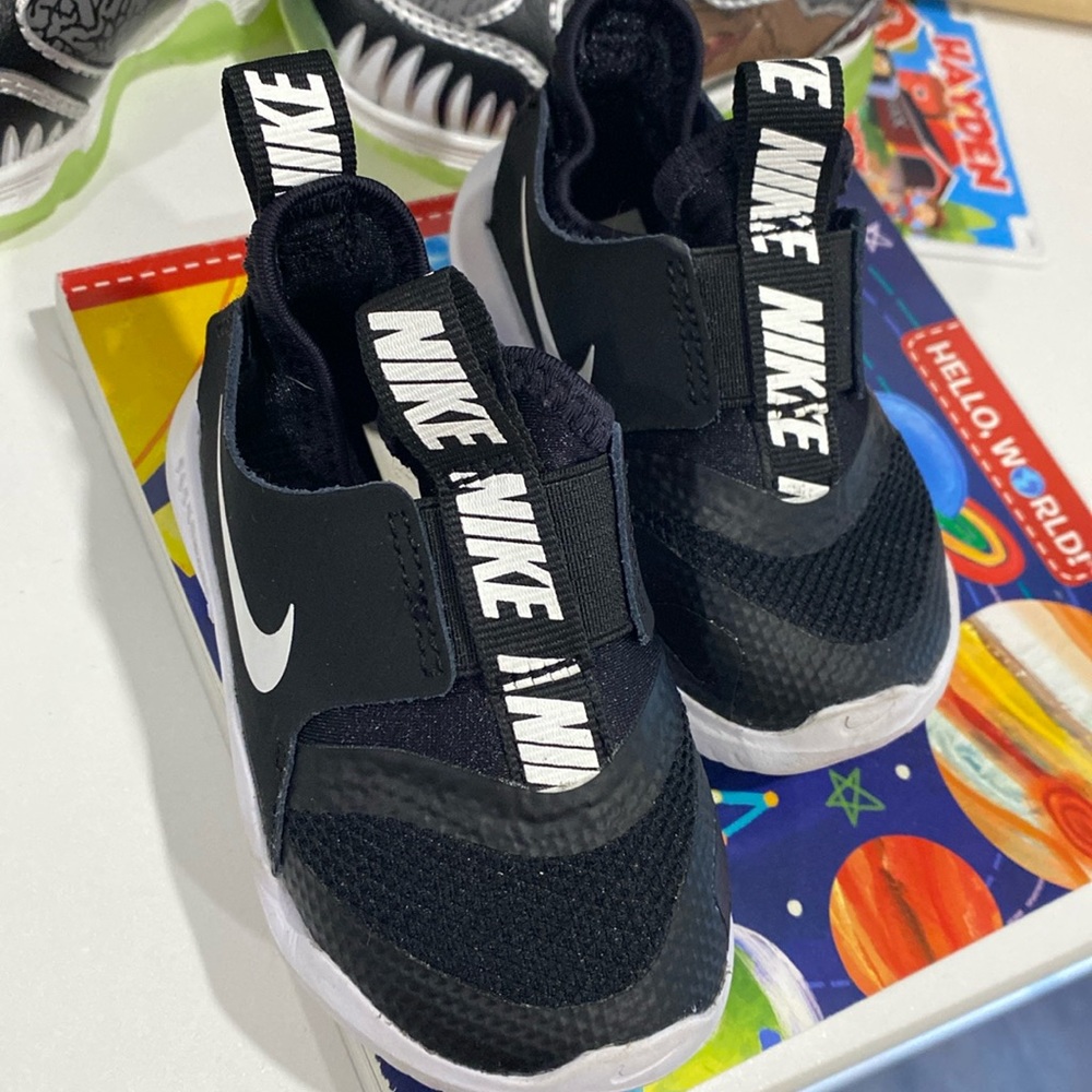 toddler Nike shoes